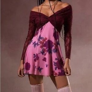 🟤NWT KIMCHI BLUE Sydney Off-The-Shoulder Mini Dress in Pink Combo MED